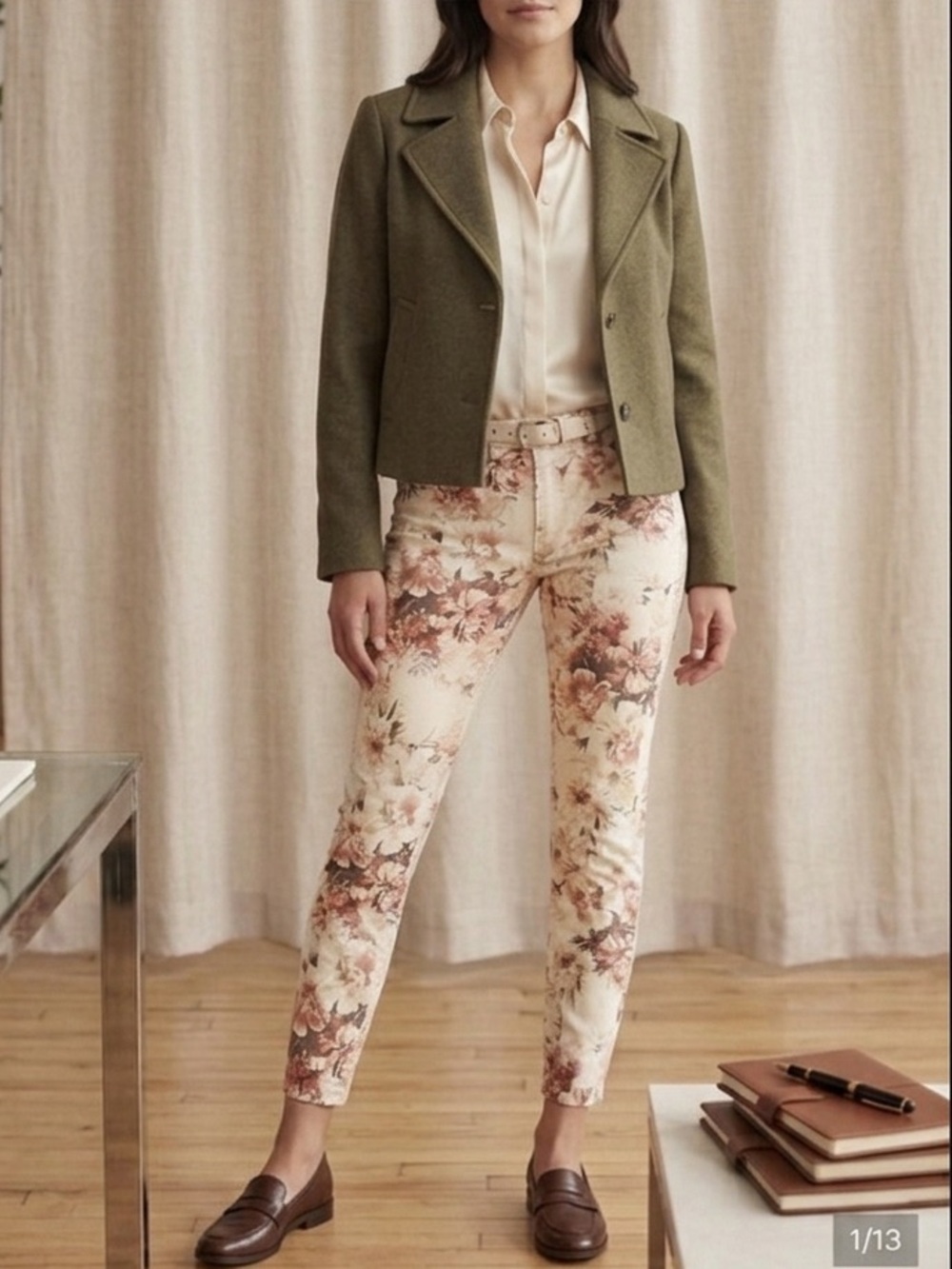 Buffalo by David Bitton floral 
Soft Stretch Ankle Skinny jeans
EUC Size 4/27
